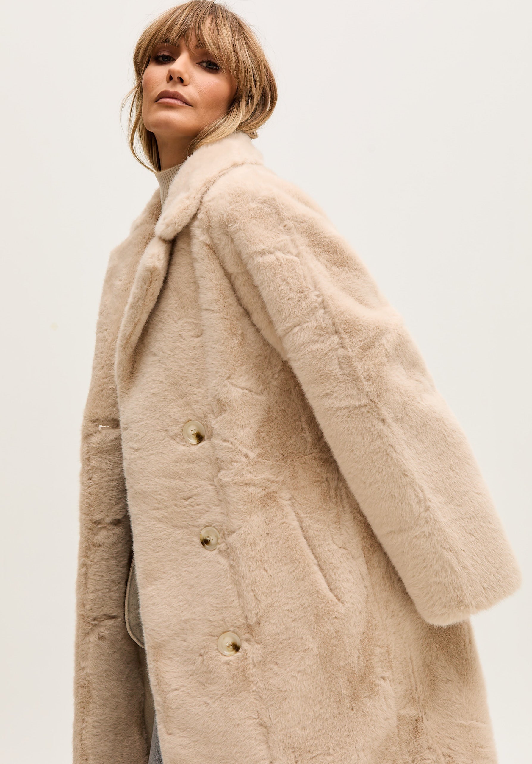 Emma Longline Faux Fur Coat In Cream – Lily and Lionel London Limited