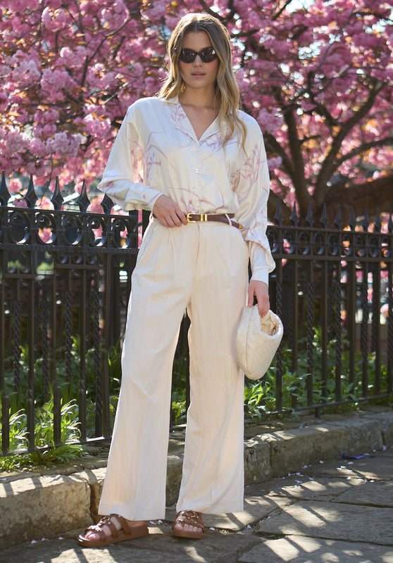 How to Style Tops & Blouses