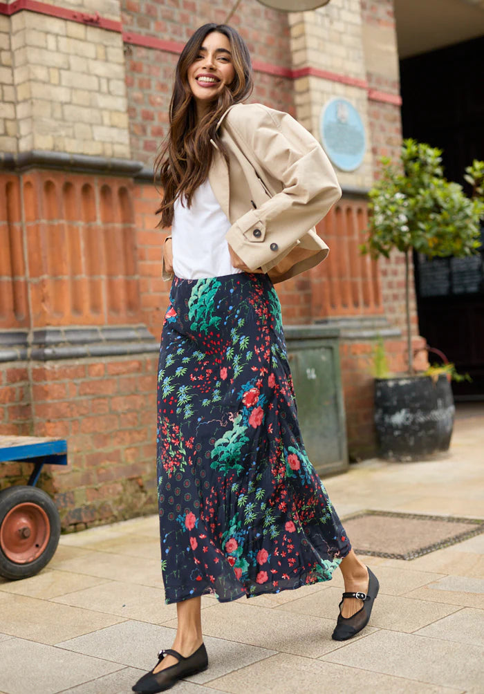 Summer Blouses: Styling Up or Down