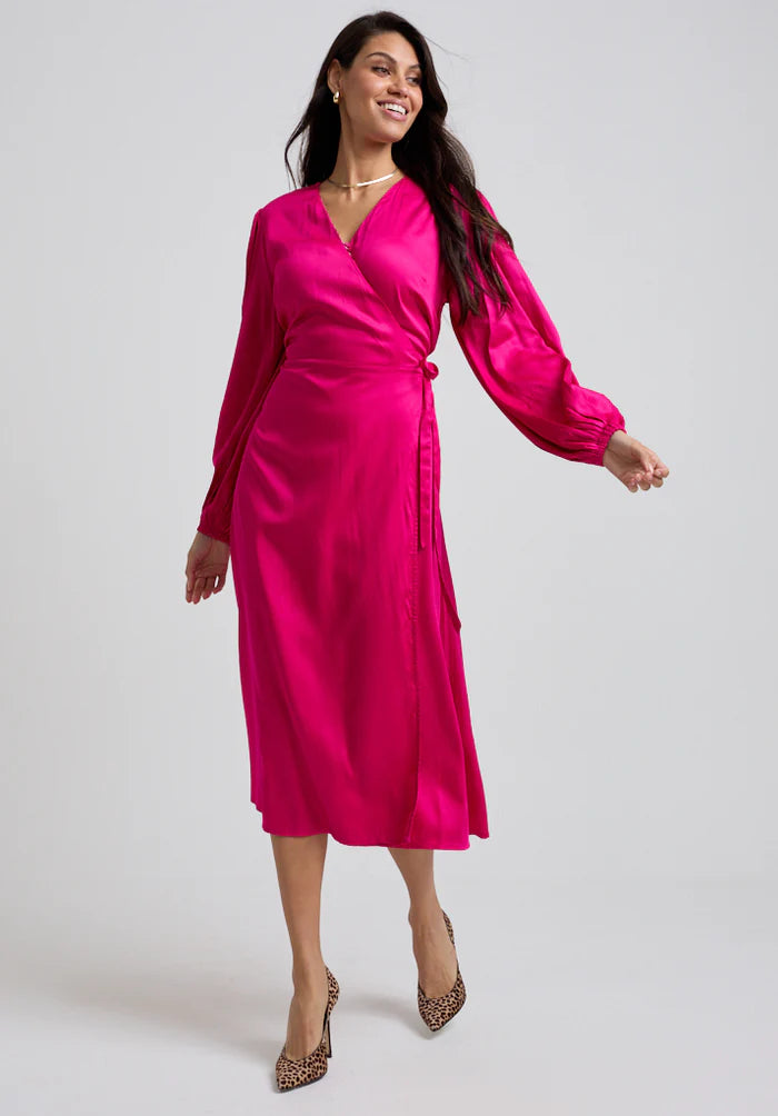 What Colours To Wear To A Wedding