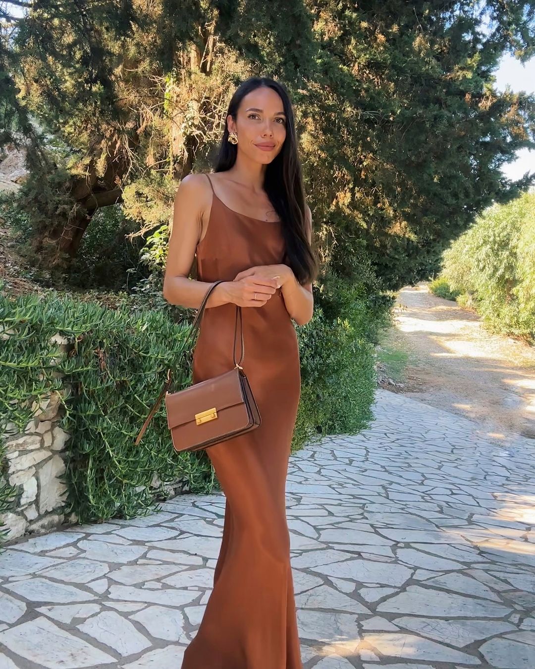 What to Wear to a Wedding Abroad