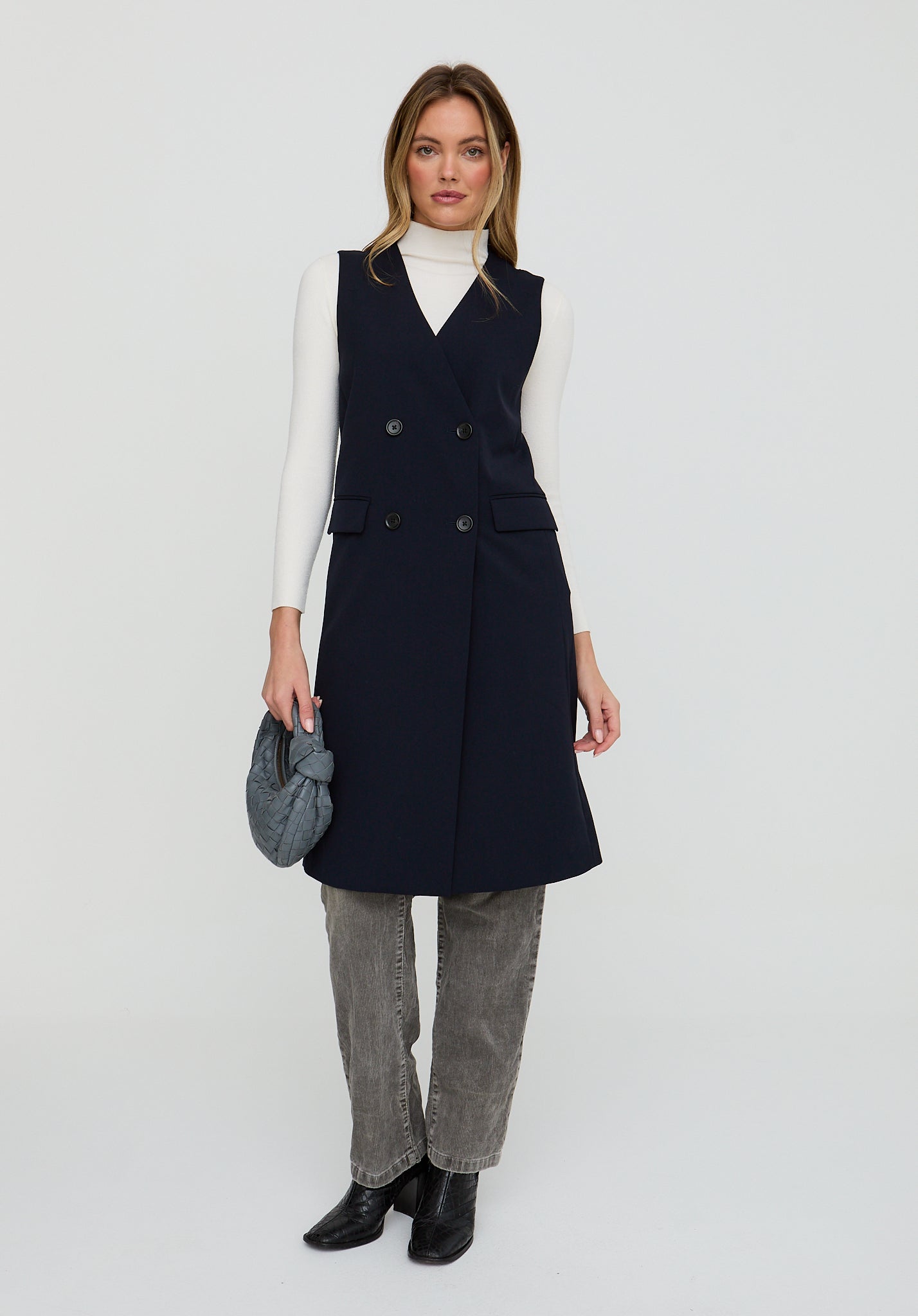 Myra Sleeveless Long Jacket In Navy