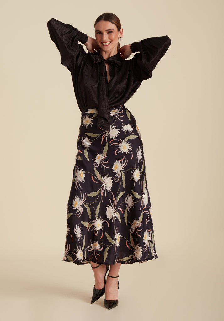 Molly Top Animal Jacquard Black