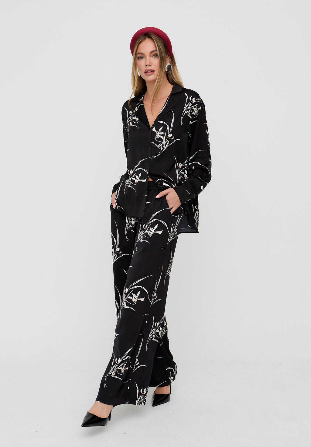 Lillibet Large Floral Print Shirt In Black