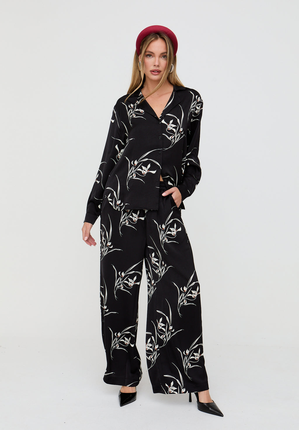 Lillibet Large Floral Print Shirt In Black