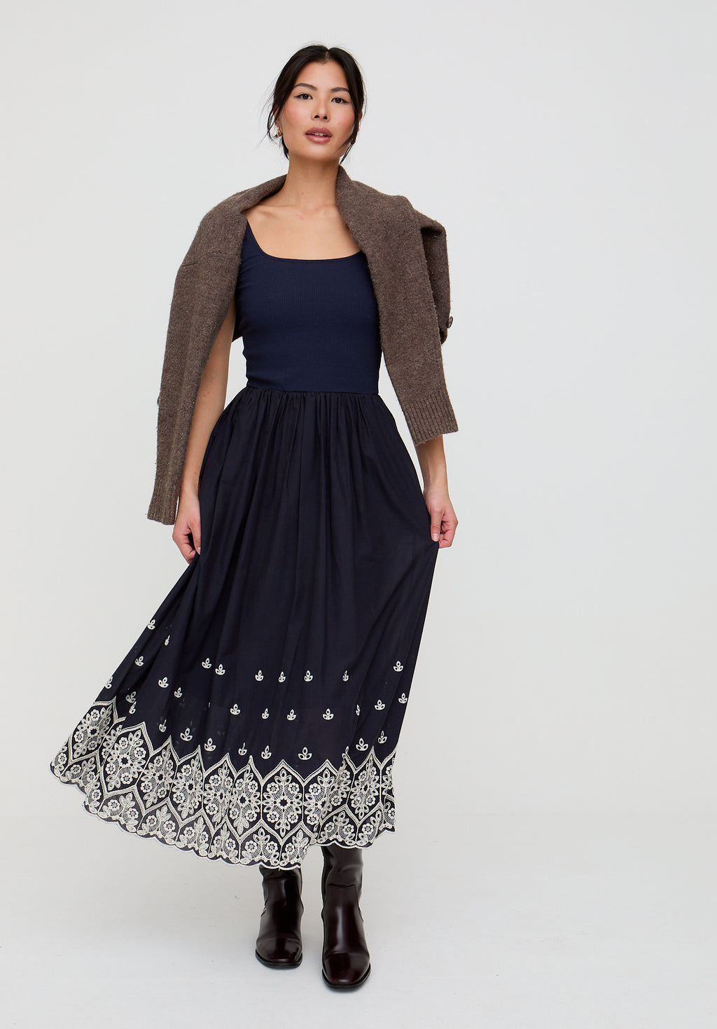 Cora Sleeveless Jersey Bodice Embroidered Midi Dress In Navy