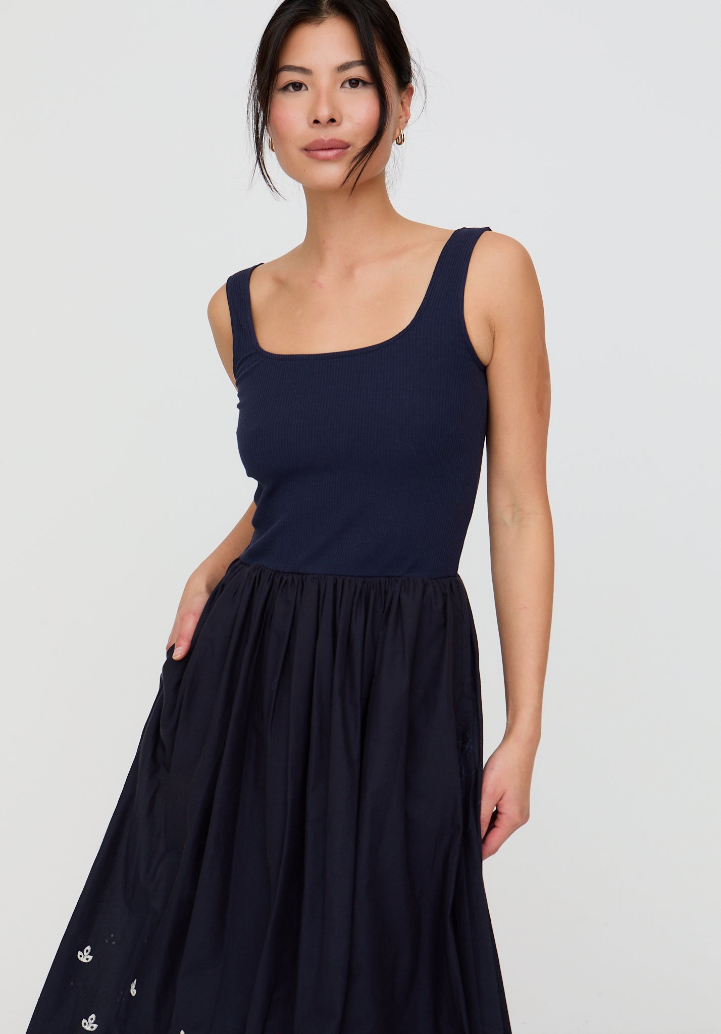 Cora Sleeveless Jersey Bodice Embroidered Midi Dress In Navy