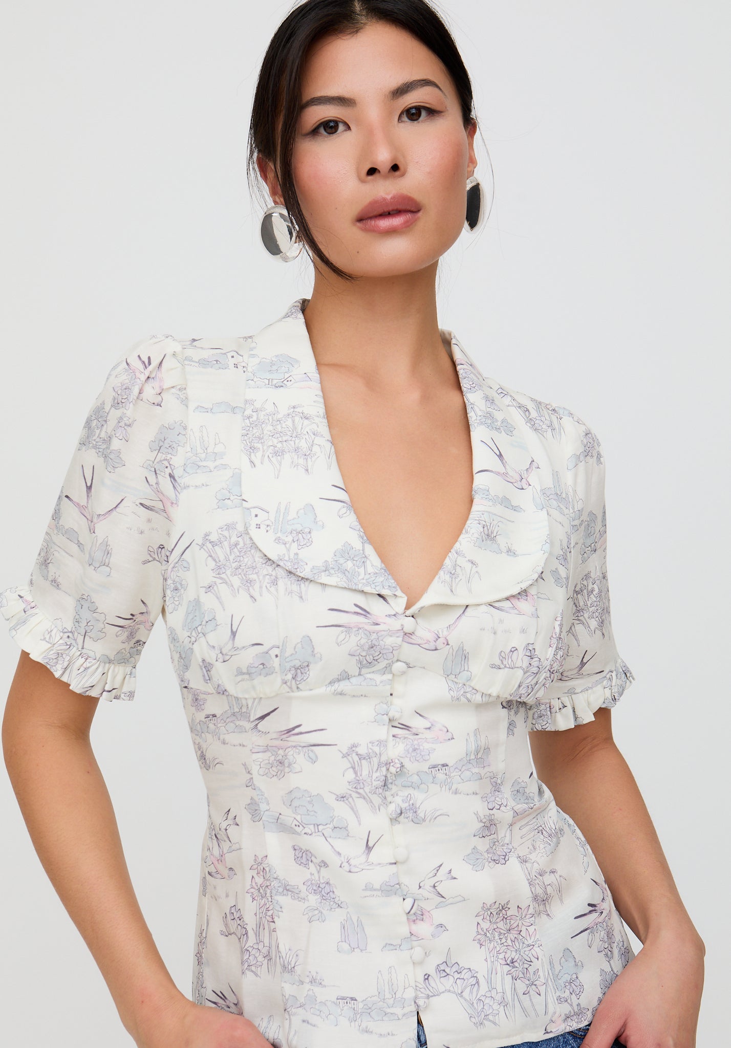 Rachel Vintage Inspired Short Sleeve Josephine Print Shirt In Cream