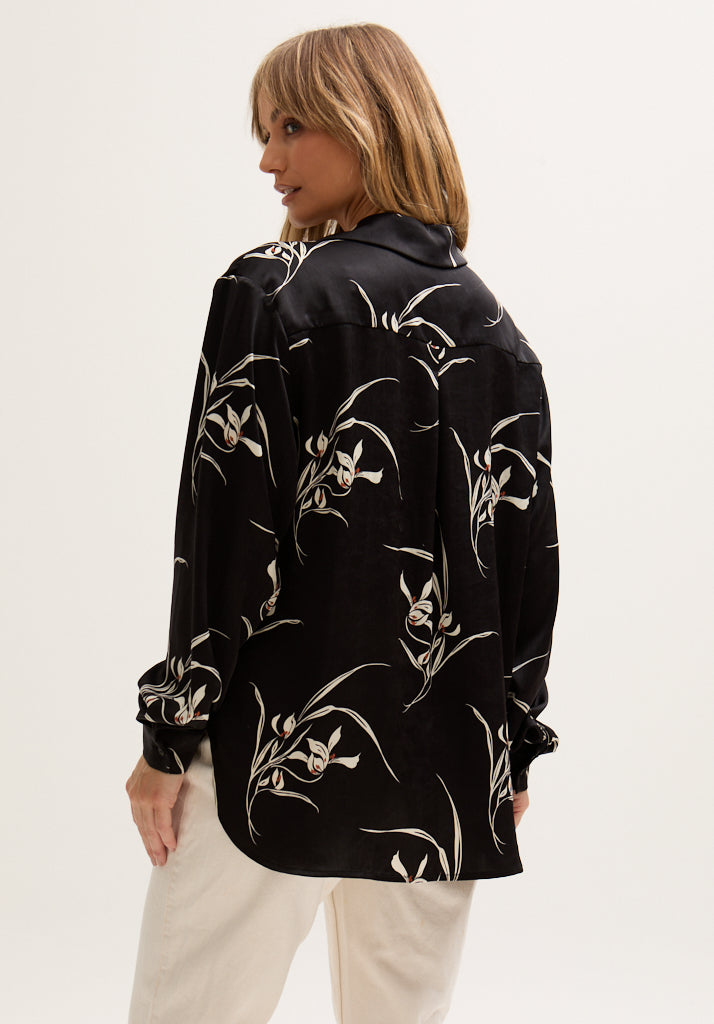 Lillibet Large Floral Print Shirt In Black