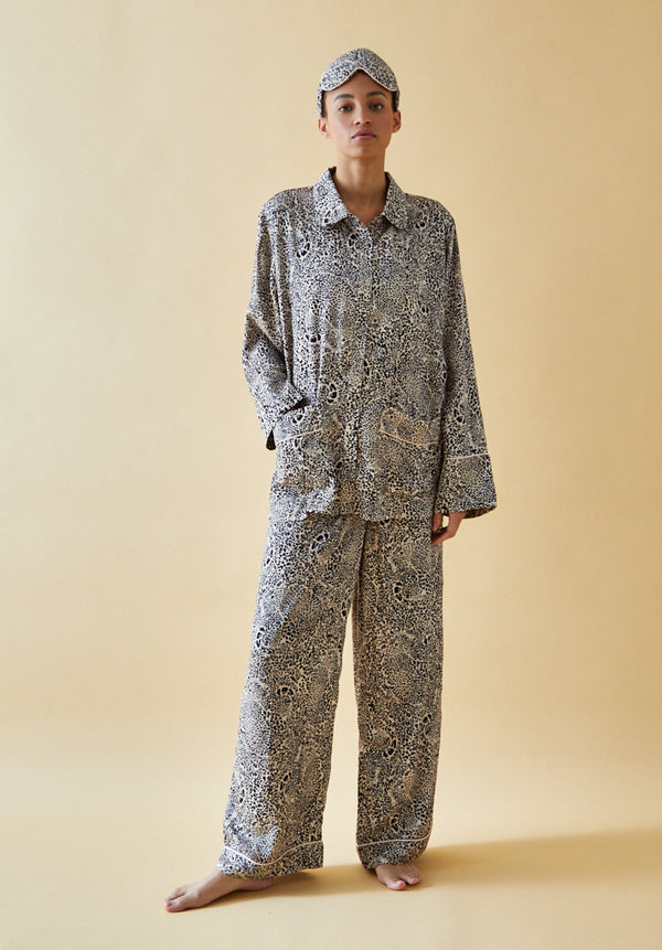 Evie Pyjama Set Hidden Leopard