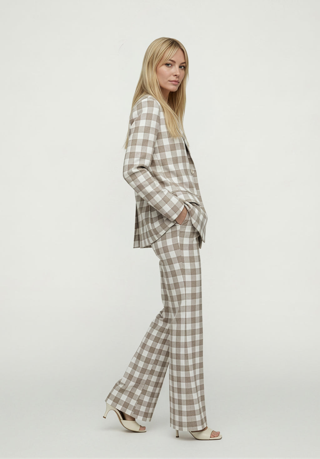 PREORDER Oatley Check Print Blazer Jacket in Brown