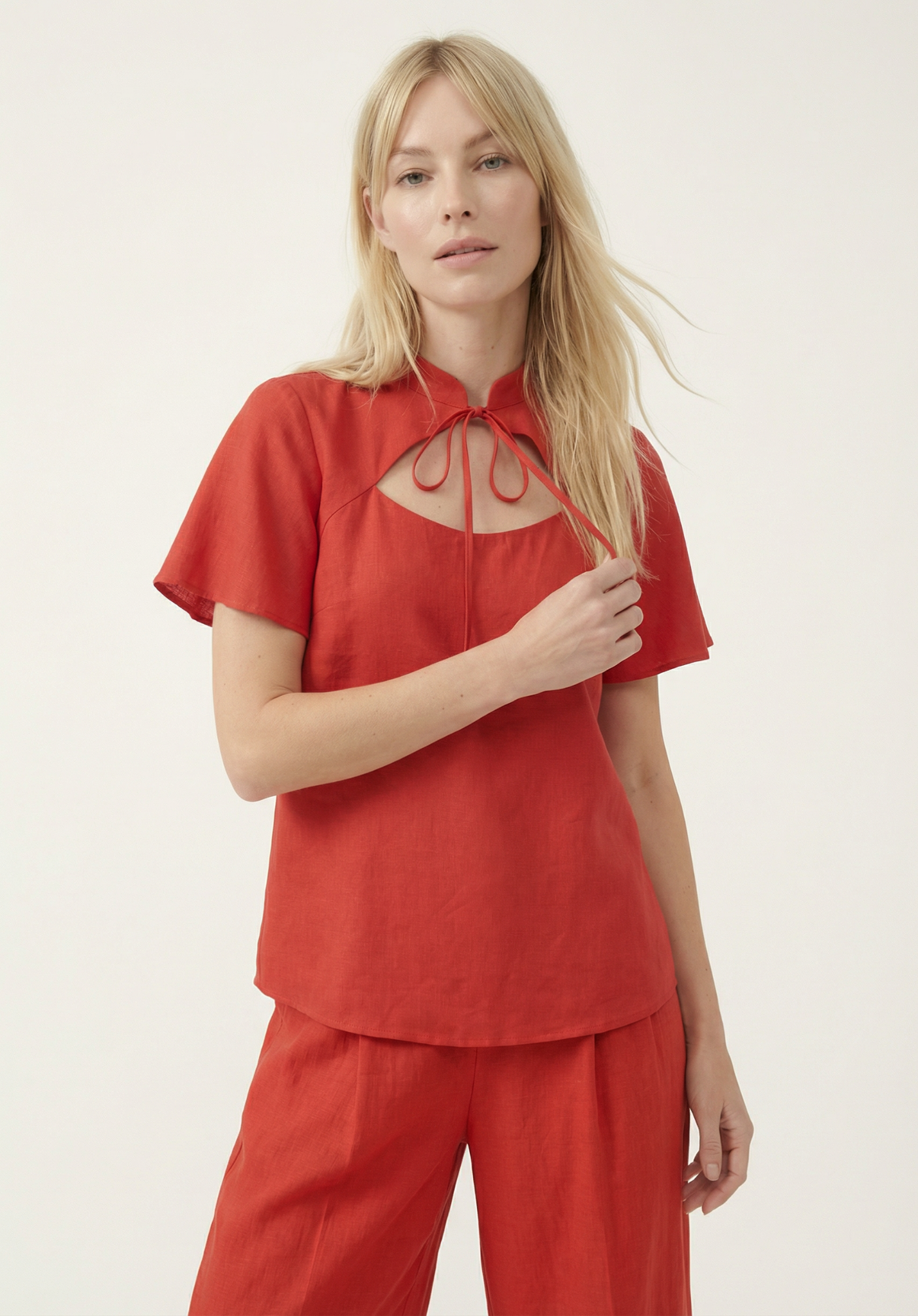 PREORDER Camille Flutter Sleeve Top In Red