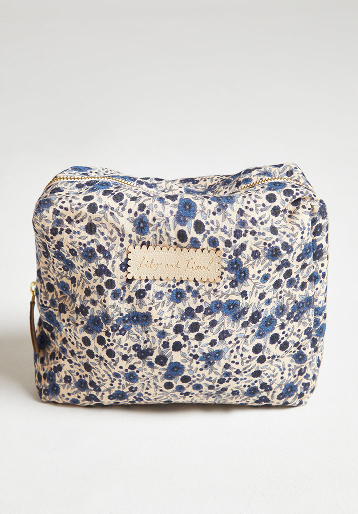 Wash Bag Aster Floral Blue