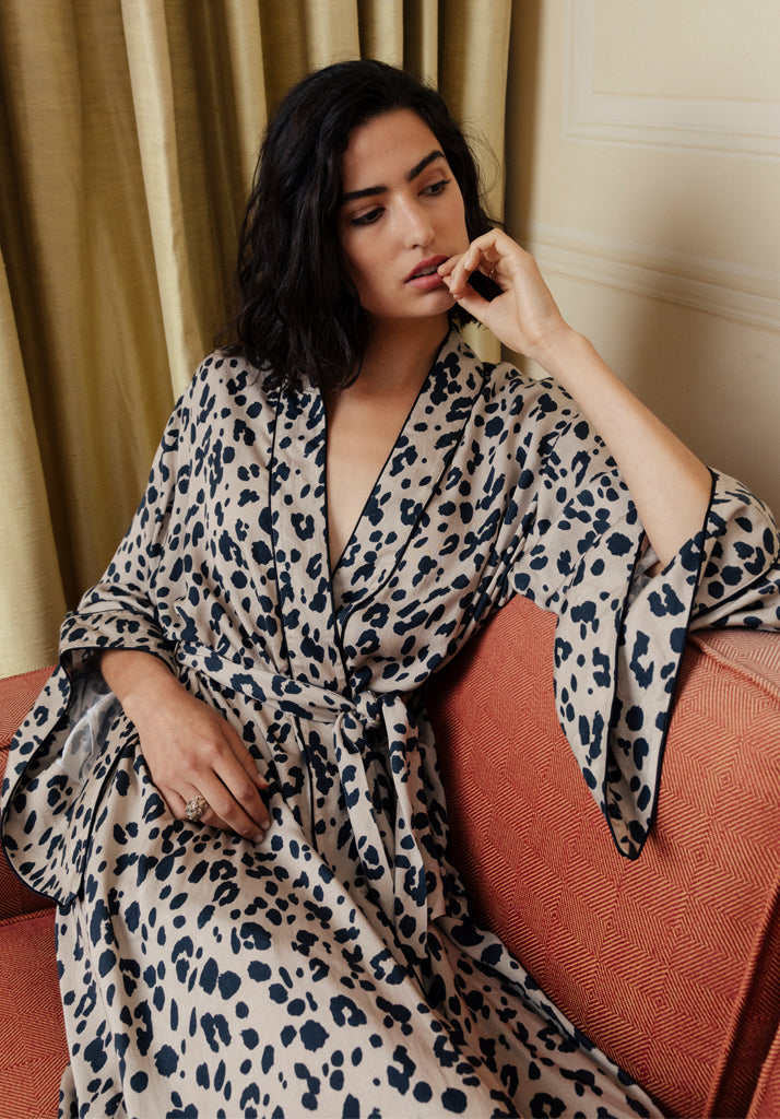 Corinna Robe Feline