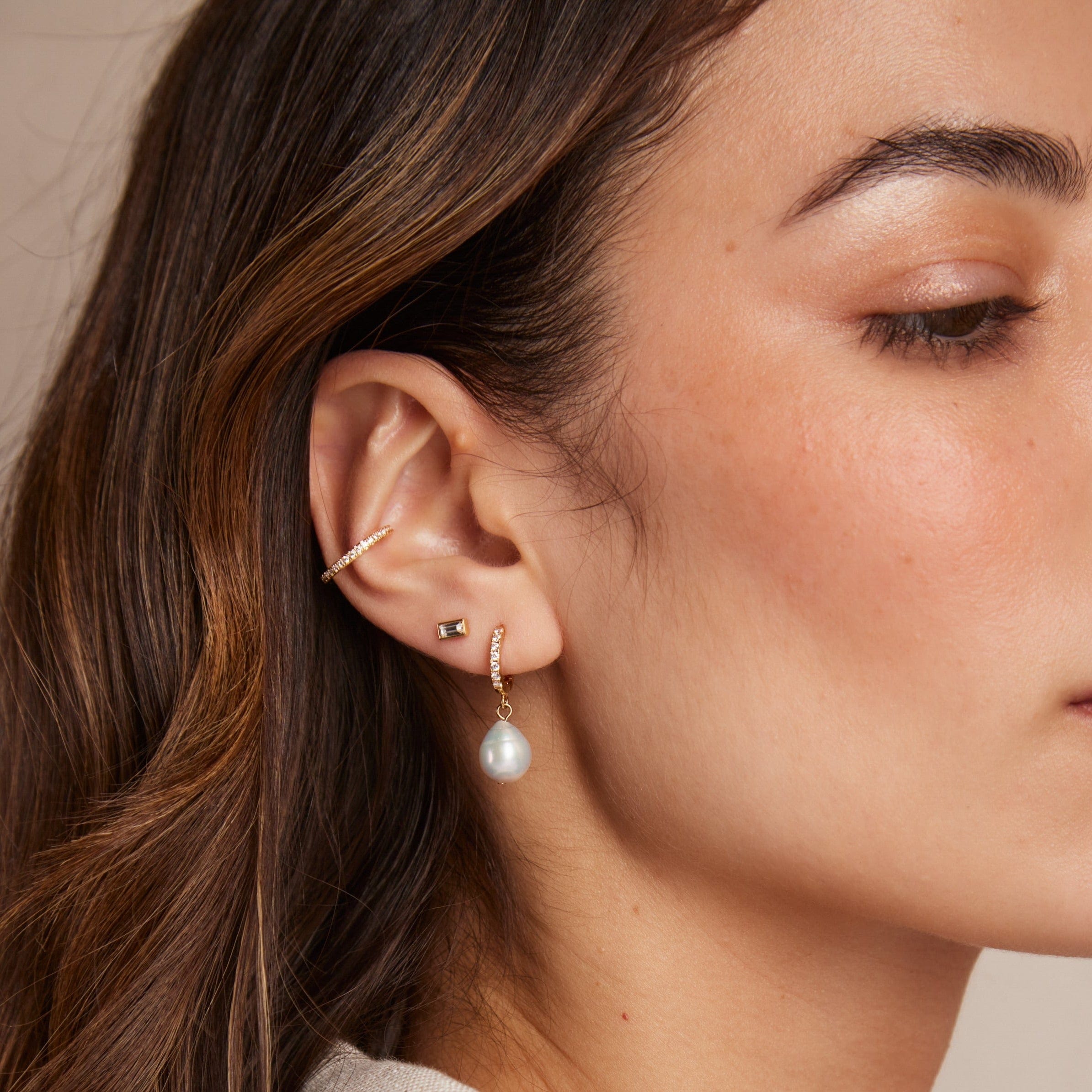 Pearl Drop Pavé Huggie Hoop Earrings - Gold