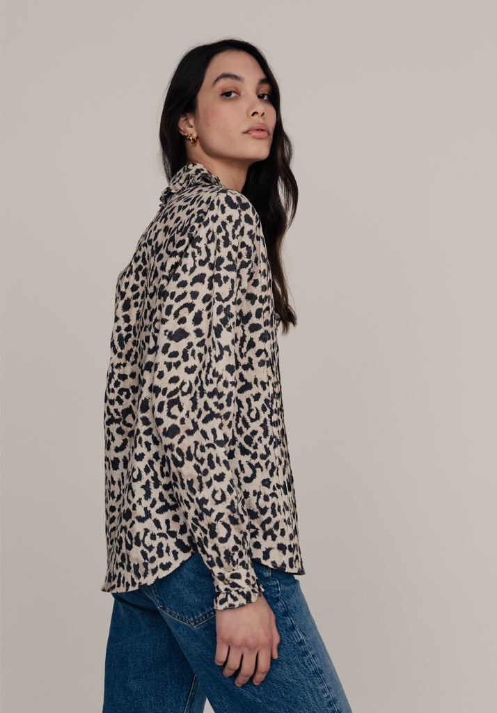 Emeline Vintage Animal Shirt in Cream